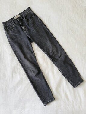 NWOT Everlane high rise jean in washed black
